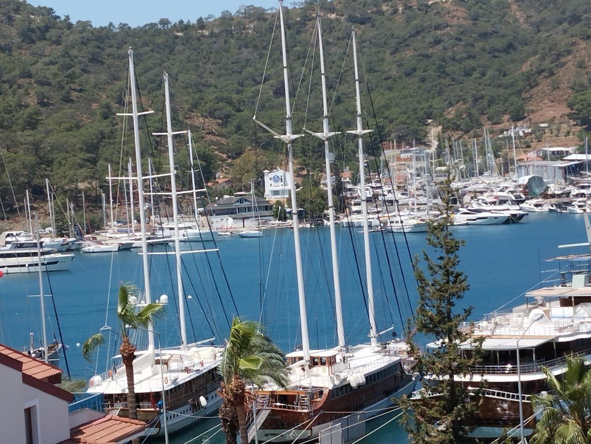 Duygu Apart spellbinding sea views Fethiye Bilik gambar