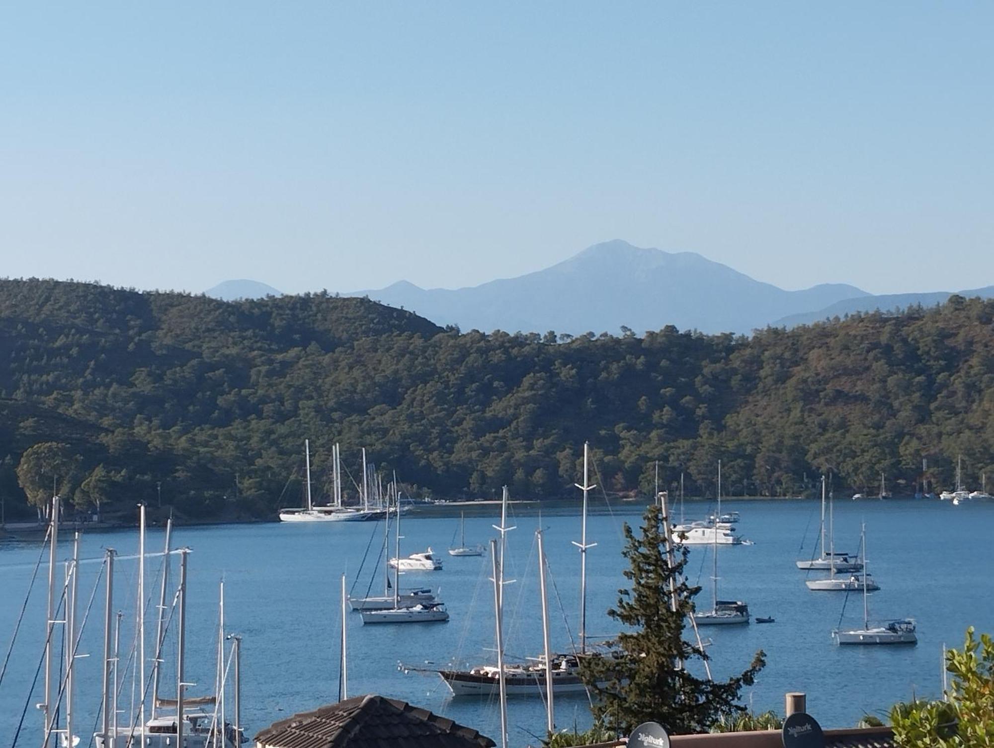 Duygu Apart spellbinding sea views Fethiye Bilik gambar