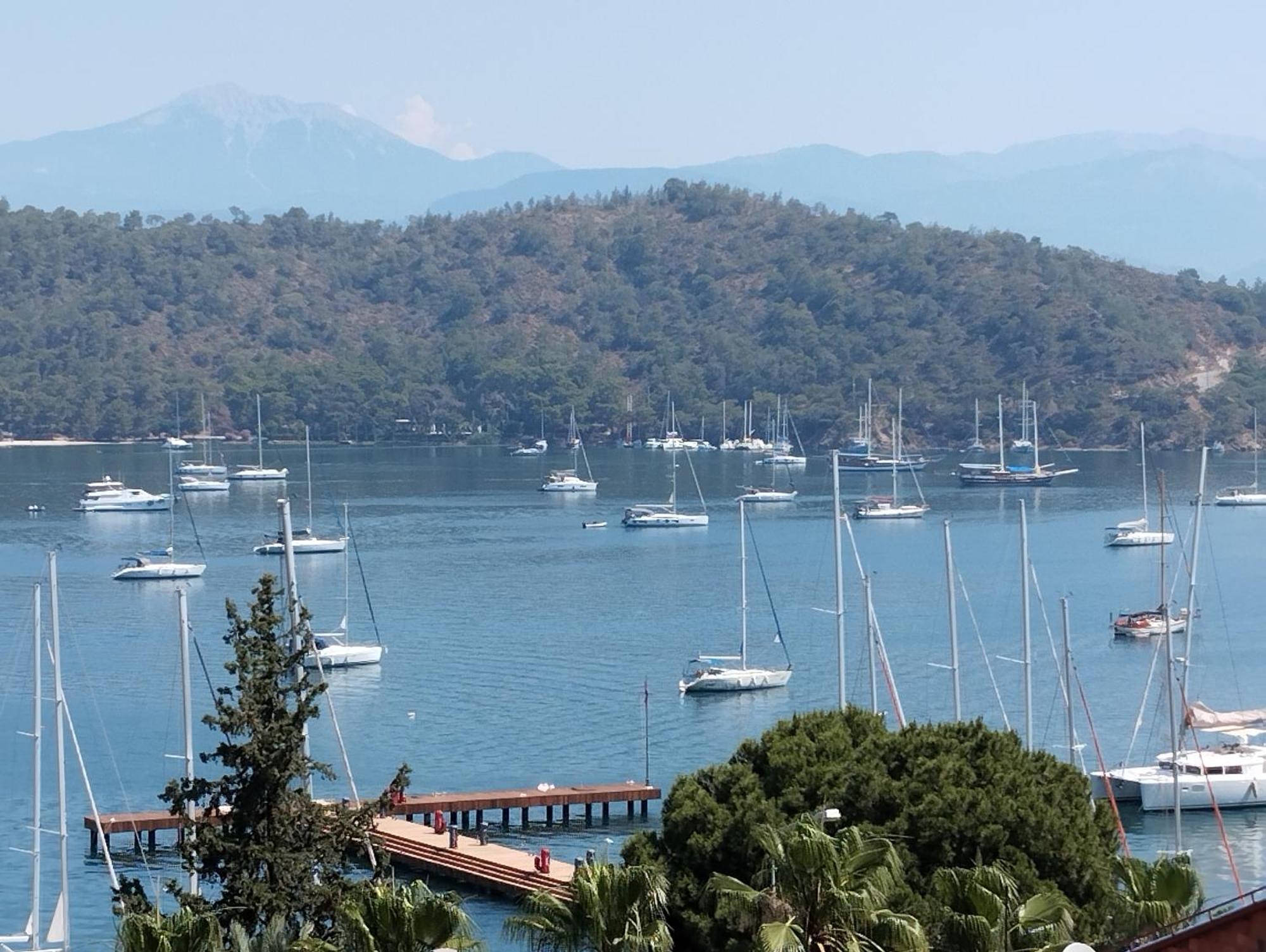 Duygu Apart spellbinding sea views Fethiye Bilik gambar