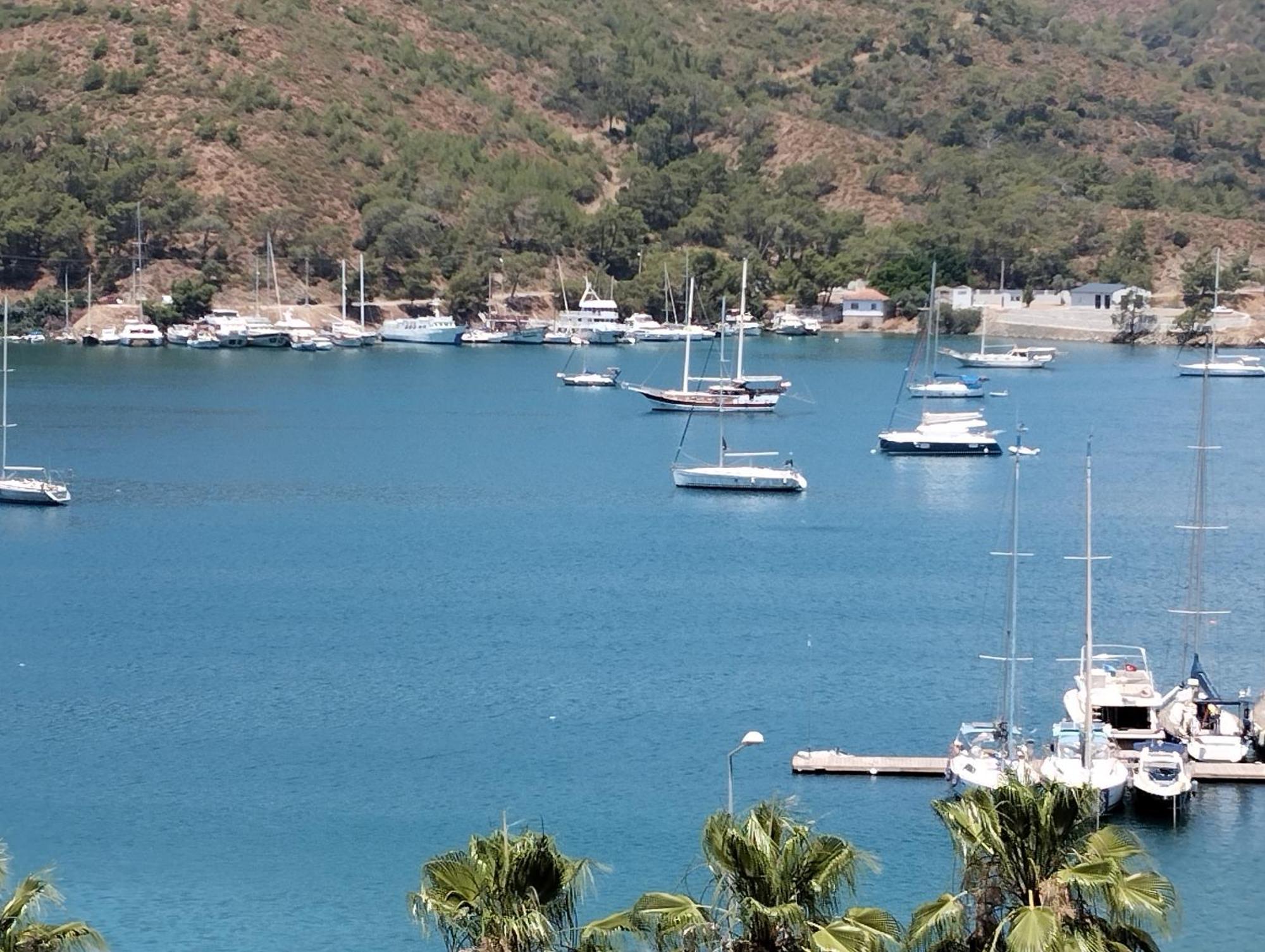 Duygu Apart spellbinding sea views Fethiye Bilik gambar