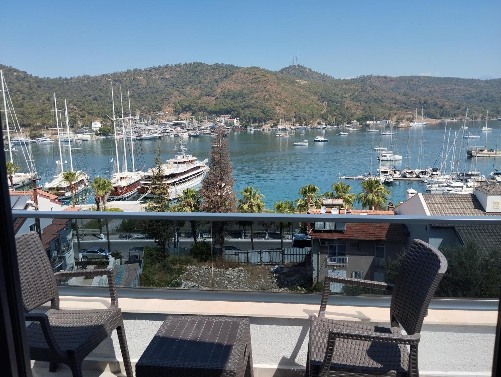 Duygu Apart spellbinding sea views Fethiye Bilik gambar