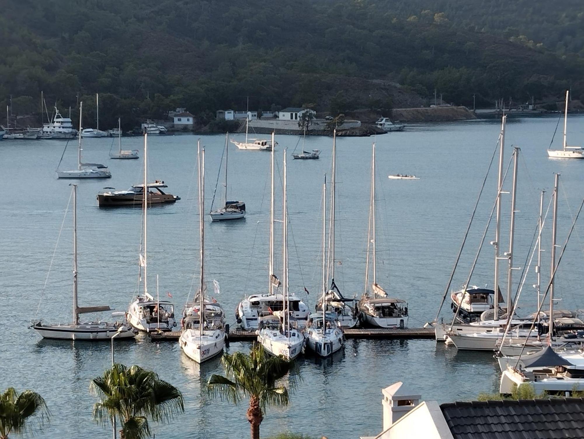 Duygu Apart spellbinding sea views Fethiye Bilik gambar